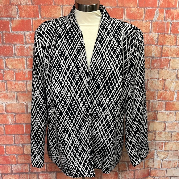 Covington Jackets & Blazers - Covington Plus Size Geometric Print Cotton Blazer
